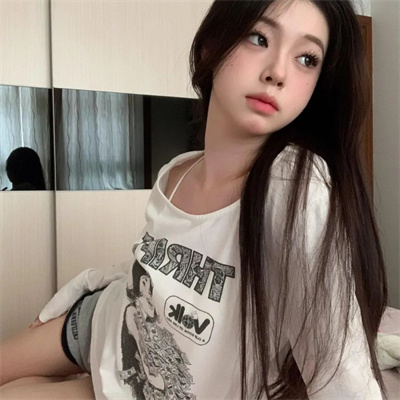 昆明伴游时尚网红项尢丽