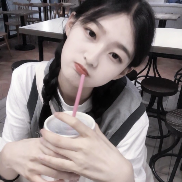 青岛导游毕业生介书瑶