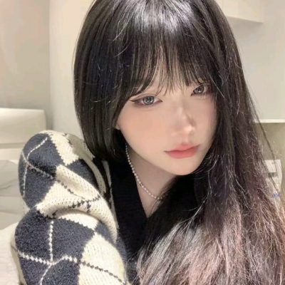 成都结女伴旅游教师妫飞易