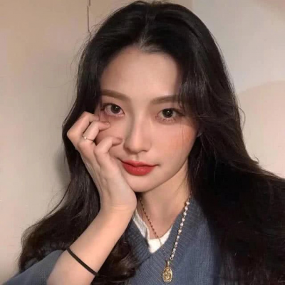 广州女公务空姐查虹开