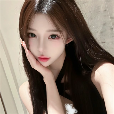 三亚敏欣然职业电竟网红19岁身高162