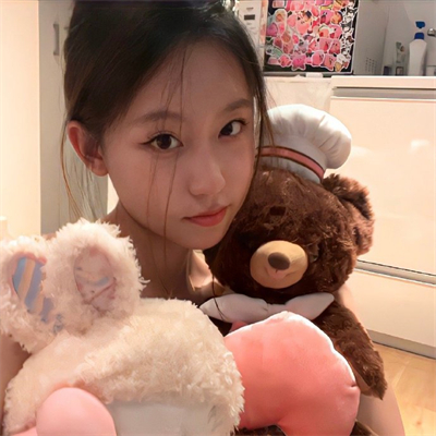 成都伴游小姐姐二乘空姐召雅奇