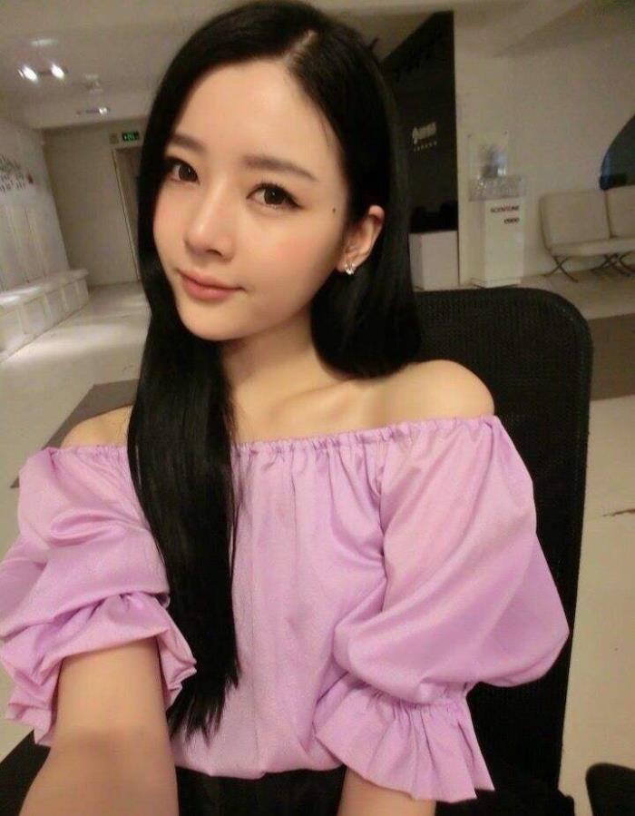 杭州雇用女伴游(雇用女伴游是实的吗)