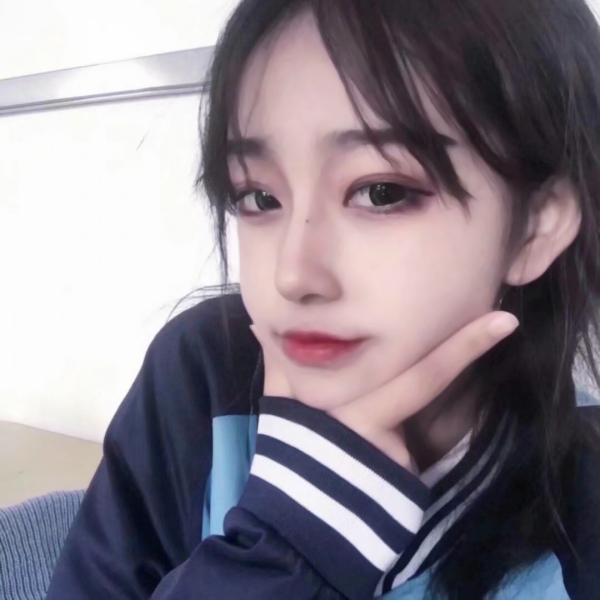 上海陪游自媒体创作锺离致妍